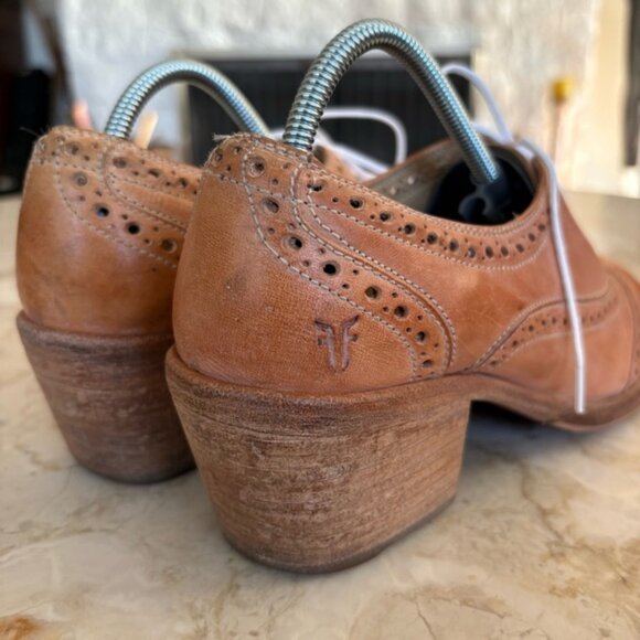 Frye Maggie Perforated Wingtip Oxfords - Picture 7 of 10